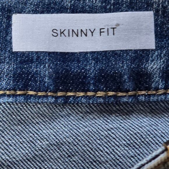 NWT Judy Blue Women's Acid Wash Destroyed Skinny Ankle Raw Hem, Size 18W - Picture 4 of 10